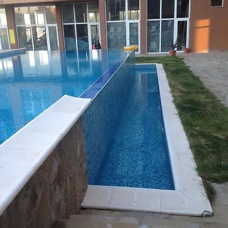 Sanny View South- студия мир авангарда Appartement *