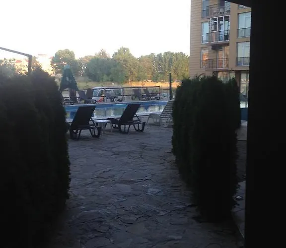 Apartament Sanny View South- студия мир авангарда *